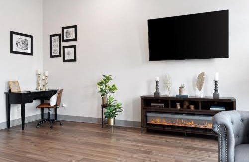 Millersburg Apartment | Chic Dowtown Escape-walk to shops & dining - OH Amish country