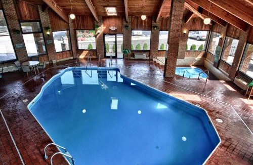 Chillicothe Hotel | Christopher Inn and Suites