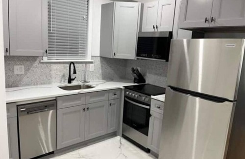 West Philadelphia Apartment | City Arts Apartment
