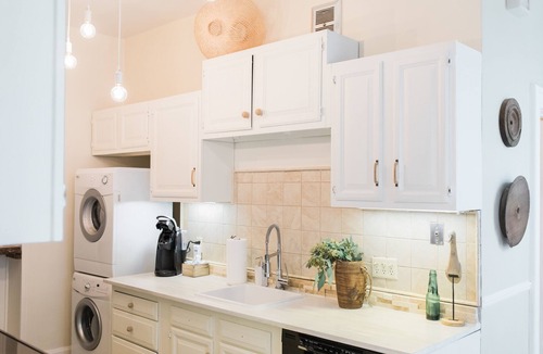 Mount Adams Condo | City Vibes:Trendy/community Pool/Weekday Escape!
