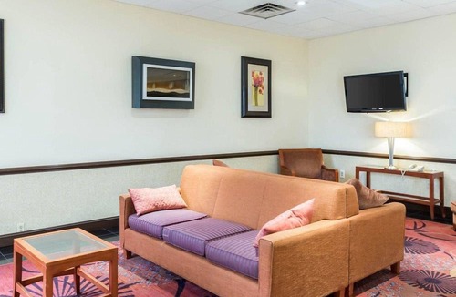 Somerset Hotel | Clarion Hotel Somerset - New Brunswick