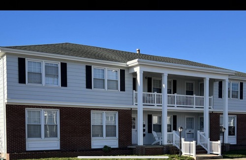 North End Condo | Close to beach! Spacious -Condo B