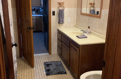 Lake Harmony Estates House | Close to JFBB, cabin w/ hot tub, pool room, fire pit