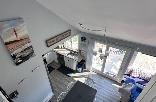 Barnegat Light House | Close to the Bay and Beach! 5 BDR in the heart of Barnegat Light