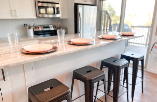 Southend House | Coastal Soul - Beach block, on cul-de-sac street, pet friendly.