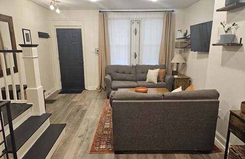 Primos Secane House | Cobbs Creek Neighborhood Rental