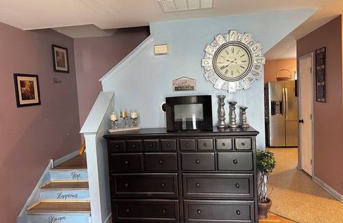 North Philadelphia West House | Colorful spacious 3 bedroom house near center
