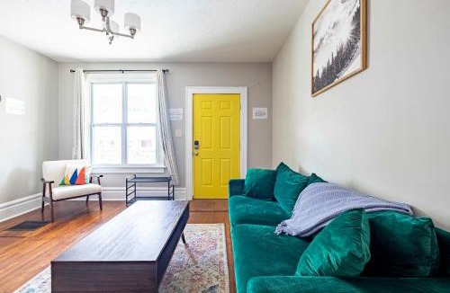 Old North Columbus Apartment | Columbus - Modern & Stylish 5-Bedroom Home - Perfect For Groups (2394)
