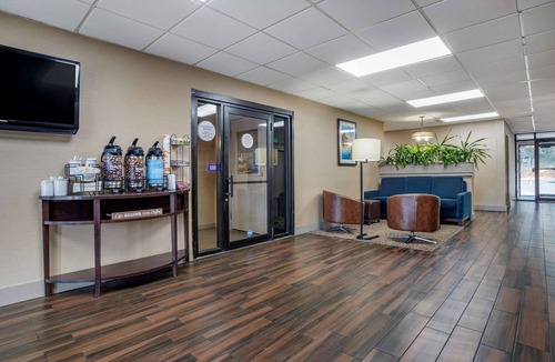 Parkville Hotel | Comfort Inn Baltimore East Towson