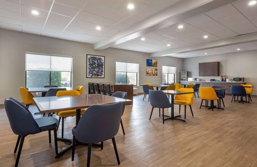 Chester Hotel | Comfort Inn Philadelphia International Airport West