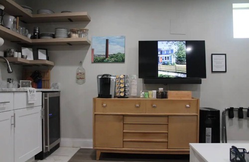 Southeast Apartment | Comfortable Studio Apartment