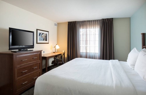 Maumee Condo | Condo ∙ 2 bedrooms ∙ 6 guests