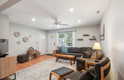 Village Green Condo | Condo ∙ 2 bedrooms ∙ 6 guests
