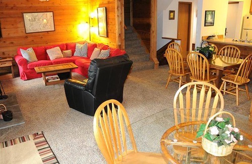 Seven Springs Condo | Condo ∙ 3 bedrooms ∙ 8 guests