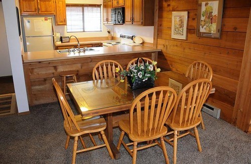 Seven Springs Condo | Condo ∙ 3 bedrooms ∙ 8 guests