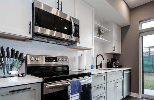 Ohio City Condo | Condo Minutes from Downtown , Heart of Ohio City C6