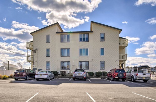 Brigantine Apartment | Condo w/Bay Views ~ 5 Mi to Atlantic City!