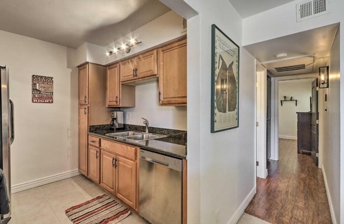 South Scottsdale Apartment | Condo with Patio, half Mi to Old Town Scottsdale