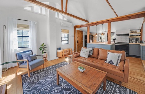 Downingtown Cottage | Cottage at Marsh Creek State Park with Hot Tub DOG FRIENDLY
