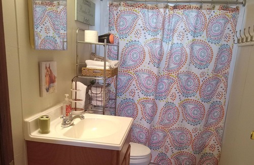 Edinboro Cottage | Cottage near edinboro lake on walnut street