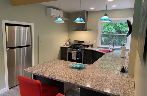 Dauphin Cottage | Cottage on Clarks Creek