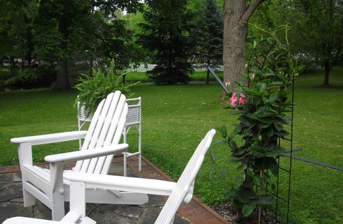 Medina House | Cottage on the Hill - Your Home Away From Home