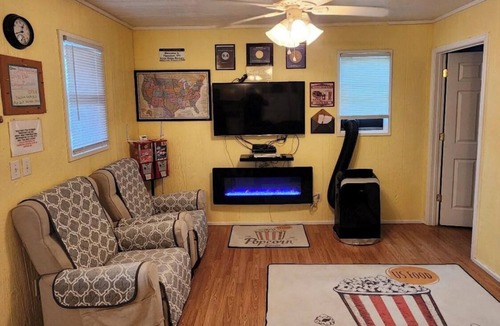 Pipestem Cabin | Cottage with private hot tub- the perfect way to relax after a day of exploring