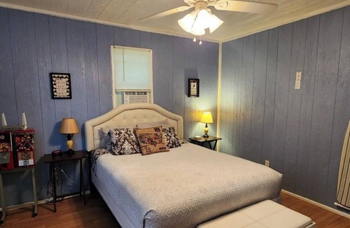 Pipestem Cabin | Cottage with private hot tub- the perfect way to relax after a day of exploring