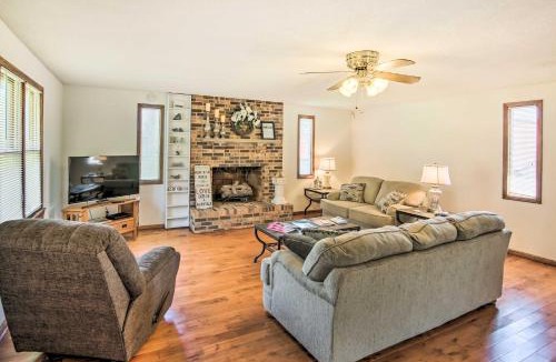 Watertown House | Country Home with Fire Pit 40 Mi to Nashville!