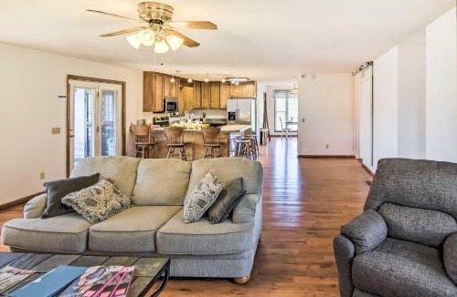 Watertown House | Country Home with Fire Pit 40 Mi to Nashville!