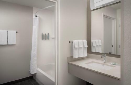 Beavercreek Hotel | Courtyard by Marriott Dayton Beavercreek