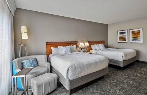 Oxford Valley Hotel | Courtyard by Marriott Philadelphia Langhorne
