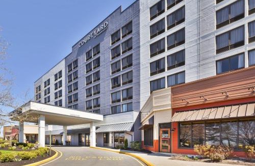 Secaucus Hotel | Courtyard by Marriott Secaucus Meadowlands