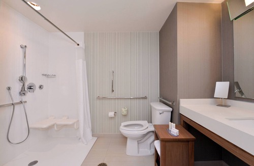 Bedford Hotel | Courtyard by Marriott Toledo North