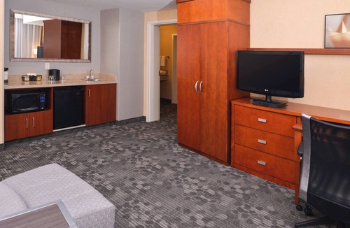 Monroeville Hotel | Courtyard by Marriott Pittsburgh Monroeville