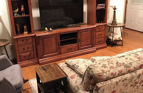Lewisburg Apartment | Cozy 1-bedroom apartment with Central A/C ,Wi-Fi