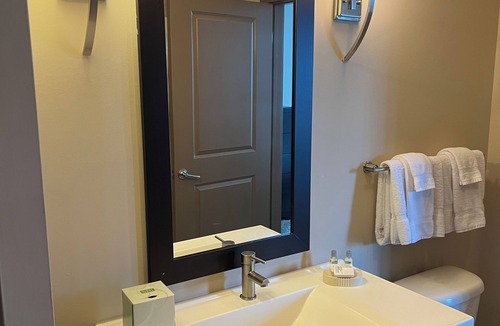Mason Apartment | Cozy 2-bedroom apartment in marvelous Mason with fitness room, WiFi.