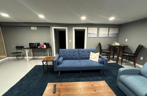 Elizabeth Apartment | Cozy 2BR Basement Apartment with Private Entry & Parking in Elizabeth, NJ
