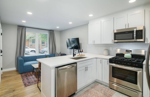 Queen Village Apartment | Cozy 2BR in Queen Village – Prime Location!