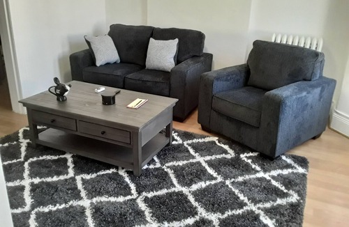 West New York Apartment | Cozy 3 BR for U Near Manhattan View, 15 Min to NYC