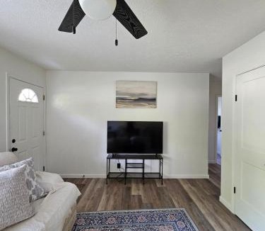 Mentor Headlands House | Cozy 3BR Cottage Near Headlands
