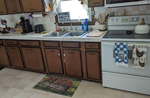 Westminster House | Cozy 4-bedroom home located on farm in Westminster with AC, Wi-Fi, pet friendly