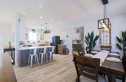 Rigby House | Cozy 6 bedroom home minutes from Rigby Lake
