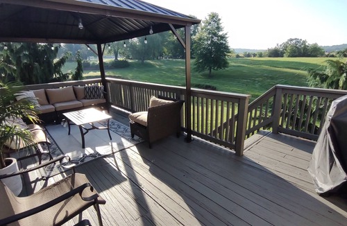 Reinholds House | Cozy and clean, the perfect little cottage to get a good night's sleep.