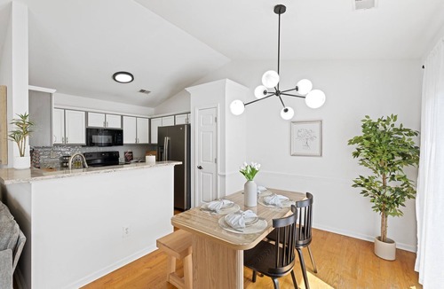 Conestee House | Cozy and luxurious Home with Pool 3BR 2BT