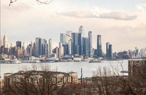 West New York Apartment | Cozy Apartment Minutes from NYC