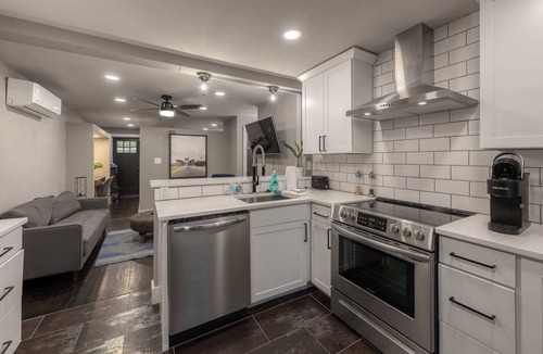Ludlow Apartment | Cozy Artist's Studio in Beautiful Historic Ludlow