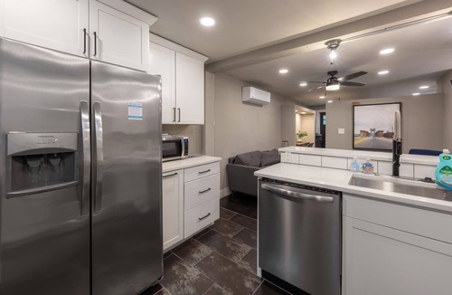 Ludlow Apartment | Cozy Artist's Studio in Beautiful Historic Ludlow
