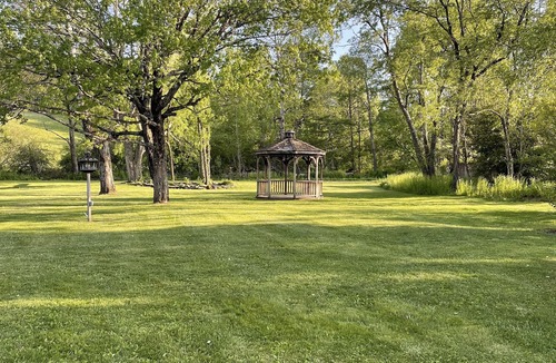 South Kortright Bed & Breakfast | Cozy B&B with WiFi and AC in charming South Kortright