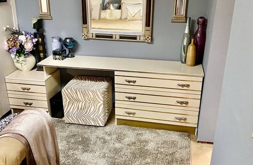 Englewood House | Cozy basement apartment in beautiful home